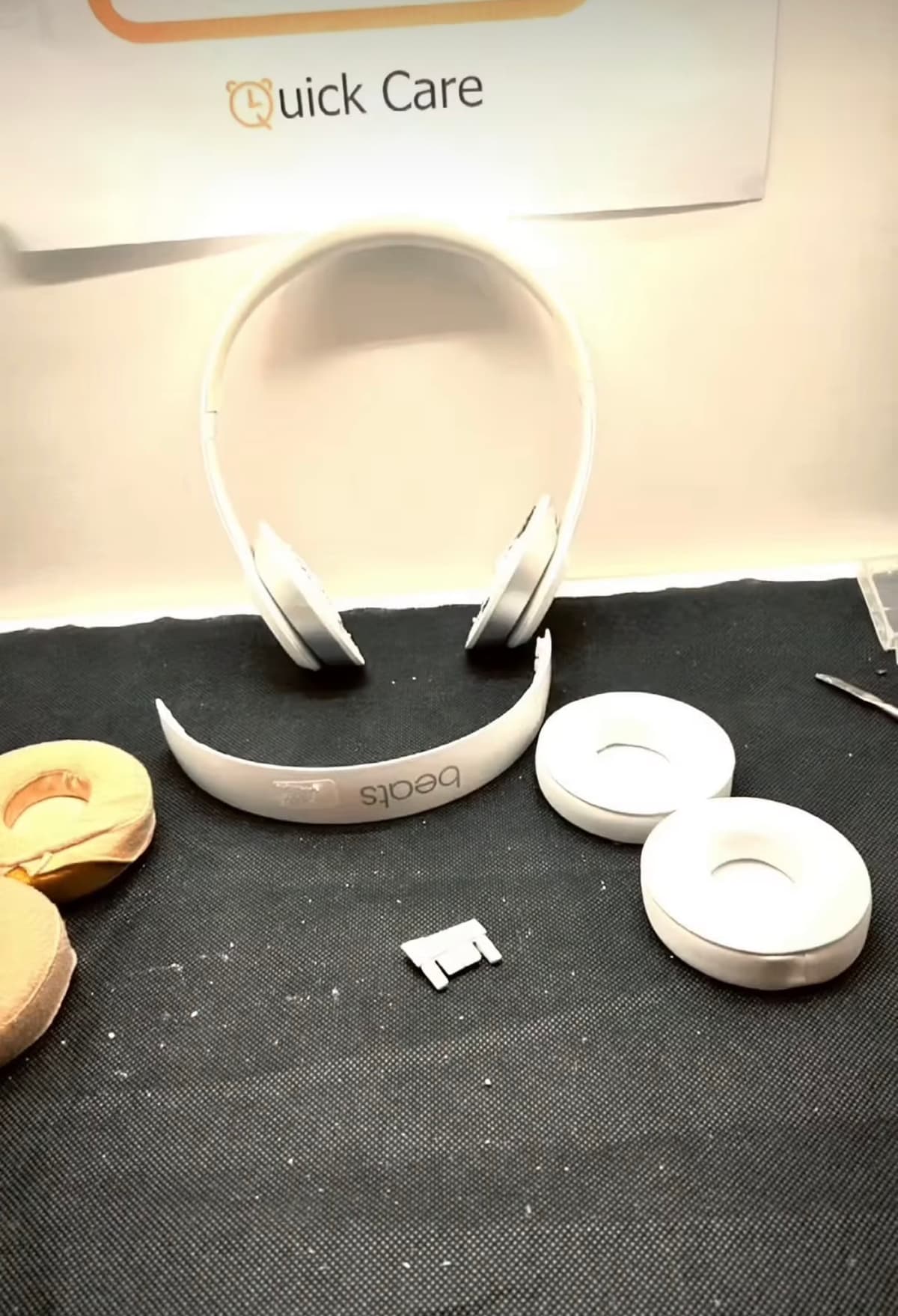 Beats Solo 3 Broken Hinge / Arm Repair